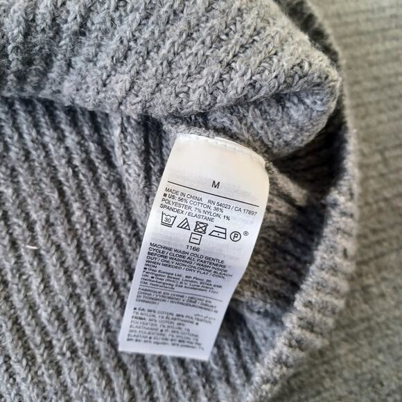Old Navy Sweater Women M Gray 1/4 Zip Ribbed Knit Pullover Classic Minimalist - Picture 8 of 9